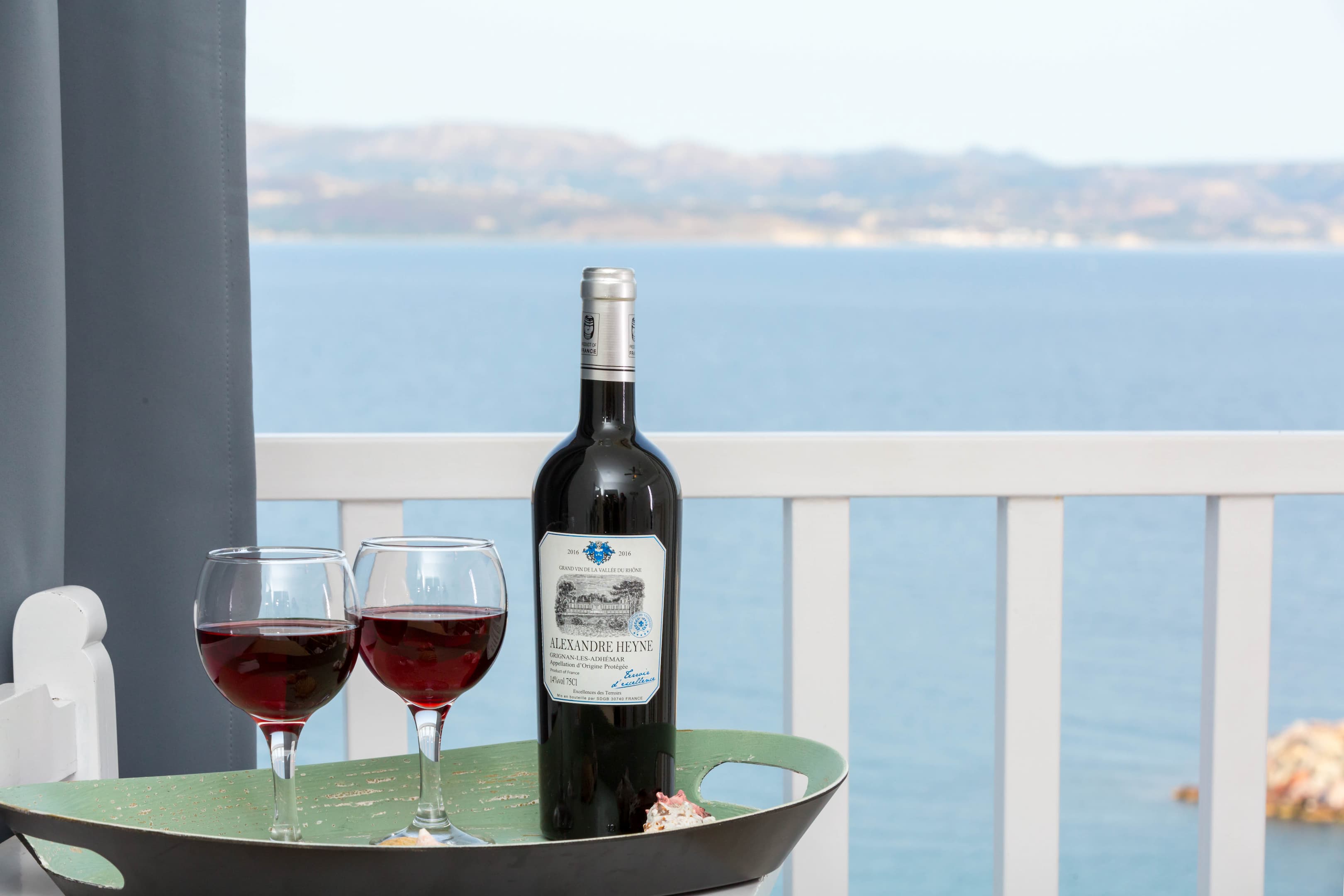 Standard Single Sea View 2